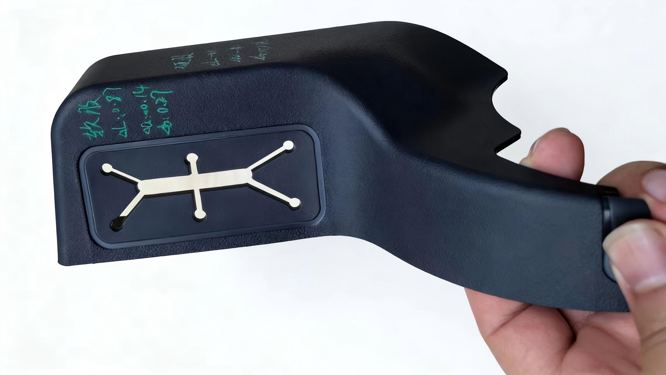 汽车座椅双色侧罩盖(TPV配色)